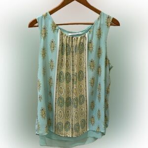 Rose and Olive Aqua Patterned Blouse. Sleeveless. Light, flowy fabric. Size XL